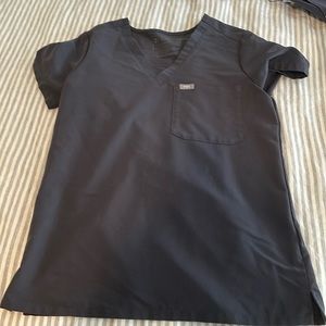 Figs one pocket charcoal scrub top